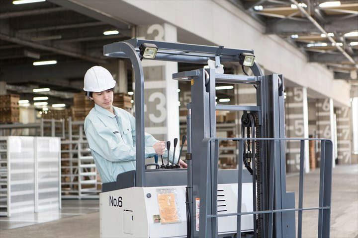 《常滑市》週払いOK・フォークリフトでの航空貨物の出荷準備作業ス...