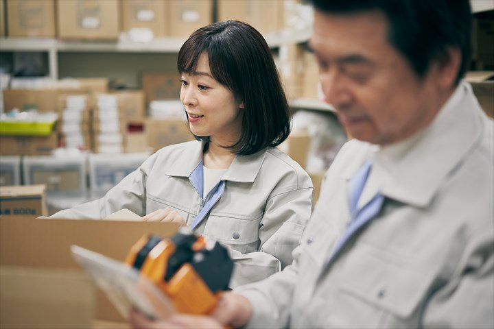 《高槻市》週払いOK・倉庫内での常温食品のピッキング作業スタッフ...