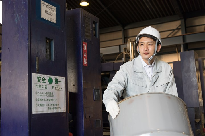 《久世郡久御山町》週払いOK・倉庫内での食品の仕分け作業スタッフ...