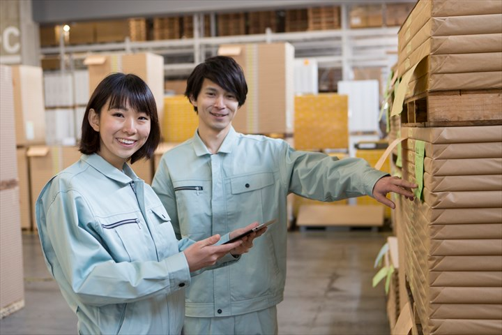 《東大阪市》週払いOK・車両の整備作業スタッフ！（Web面接OK...