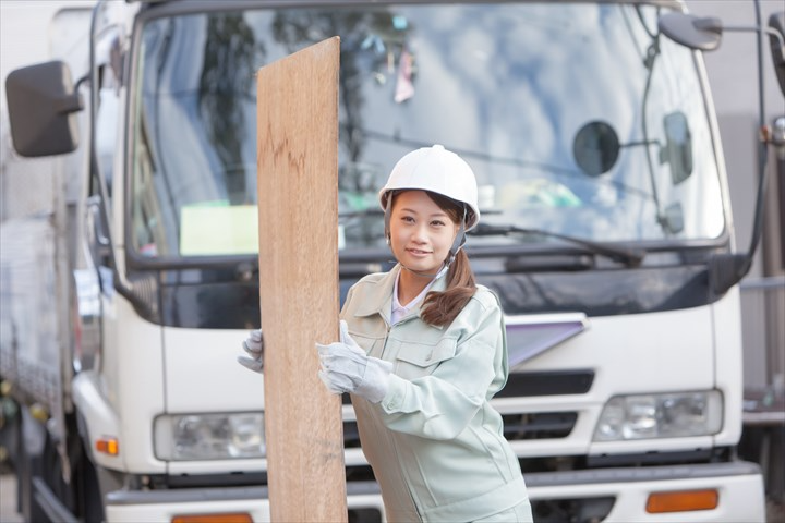 《半田市》週払いOK・大型車での工場等への部品原材料の配送ドライ...