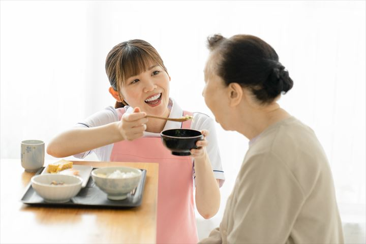 《柏市》週払いOK・ユニット型特別養護老人ホームでの介護兼送迎ス...