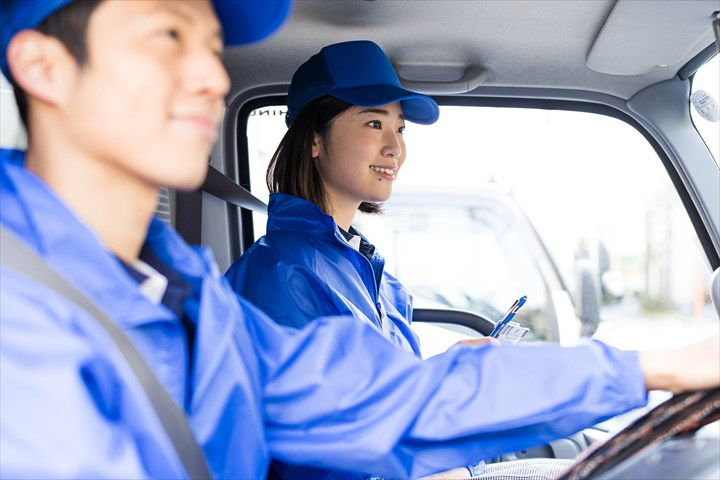 《津市》週払いOK・1.5ｔ車での食品ルート配送ドライバー！（W...