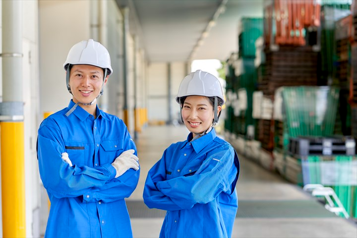 《墨田区》週払いOK・製氷工場内での作業スタッフ！（未経験歓迎・...