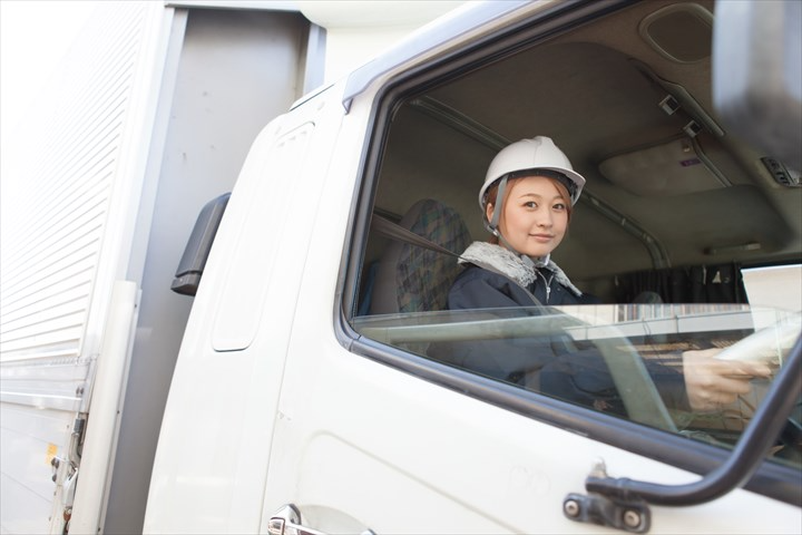 《西尾市》週払いOK・大型ウイング車での自動車部品のセンター間配...