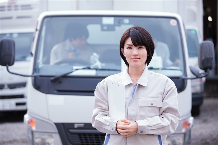 《板橋区》週払いOK・4ｔワイド車での日配品のドラッグストアへの...